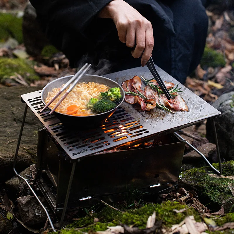 Outdoor Folding Titanium Barbecue Plate Camping Portable Firewood BBQ Plate Titanium Food Clip Ultralight Outdoor Baking Tray