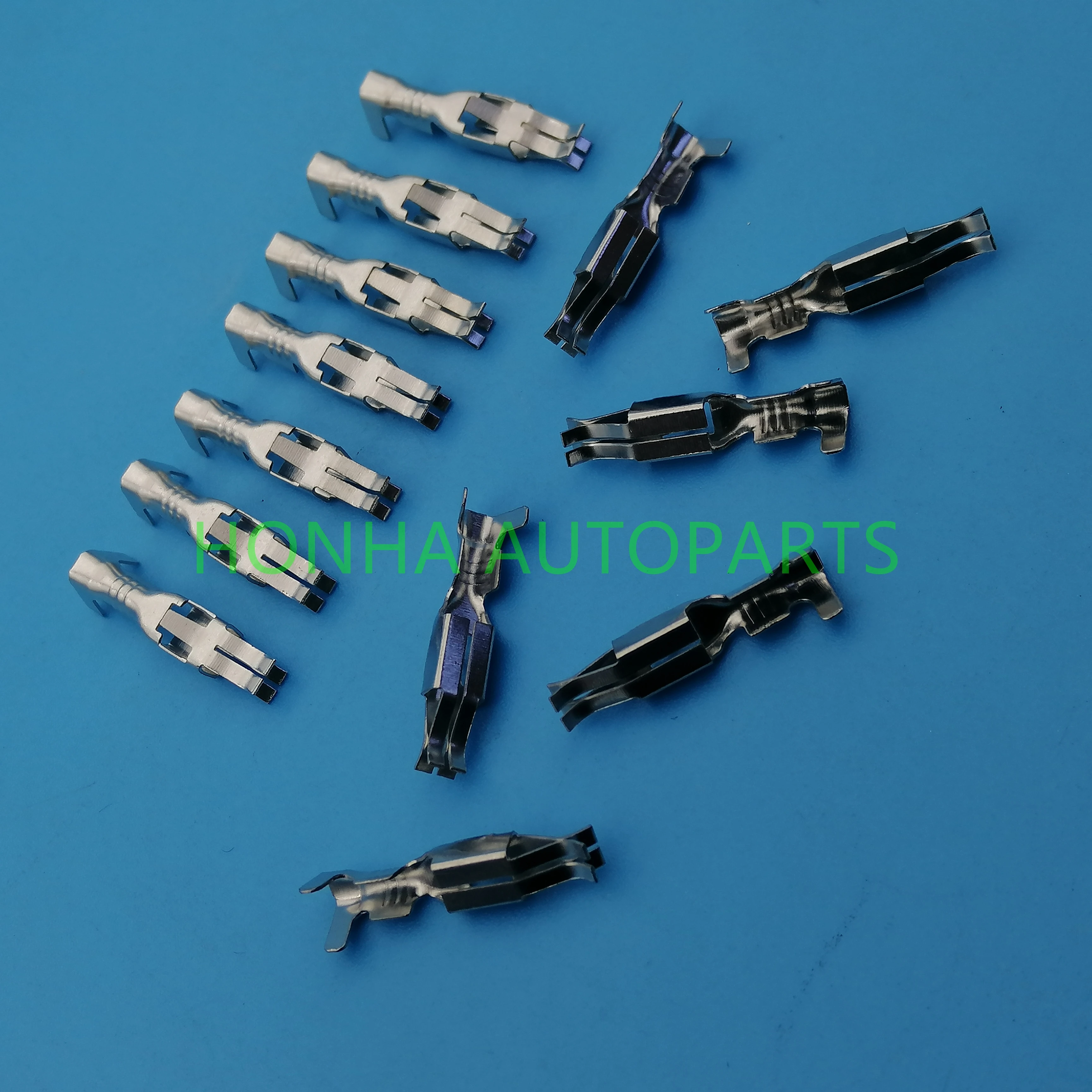 Free shipping 100pcs DJ622-E3.5A car splices wire terminal Crimp terminal Non-insulated auto electrical female terminal