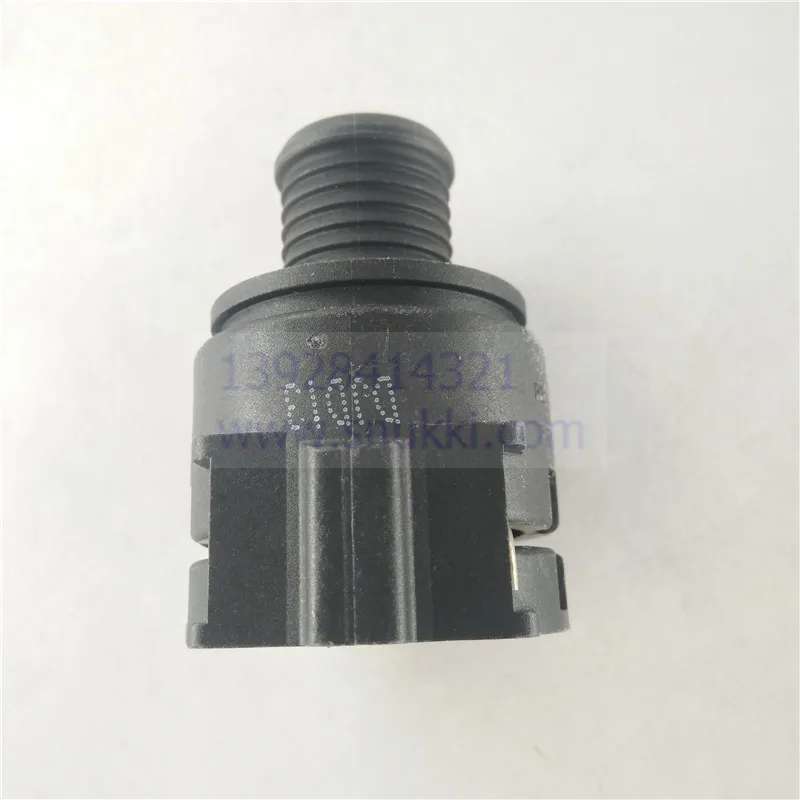 NW16 fittings high quality Cooling water connector WATER pipe Exhaust pipe auto fuel line quick connector 2pcs a lot