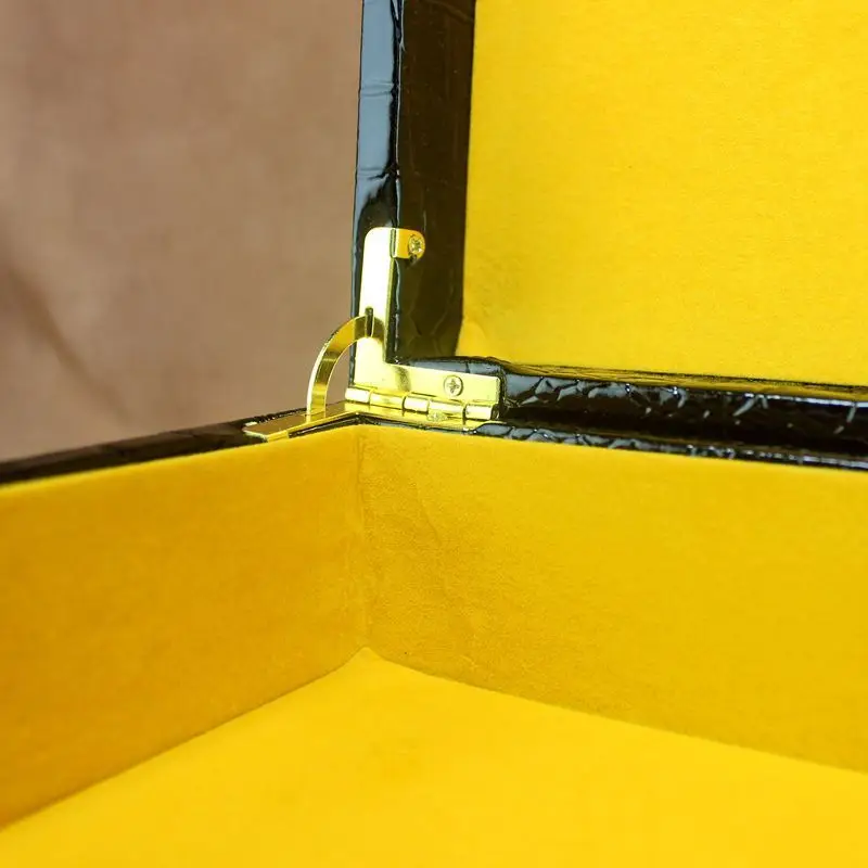 กล่องวิดีโอหน้าจอ LCD 4.3 ''5'' และ7 ''วัสดุหนัง PU สำหรับเป็นของขวัญ