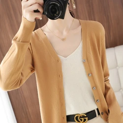 2023 Spring And Autumn New Female V-Neck Knitted Cardigan Short Coat Sweater Simple And Versatile Fashion Small Cardigan Outside