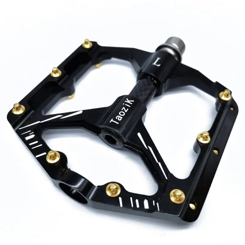 Super light Titanium axis carbon Bicycle Pedal Ultralight CNC MTB road Mountain Bike Pedal Sealed Bearing Pedals Bicycle parts
