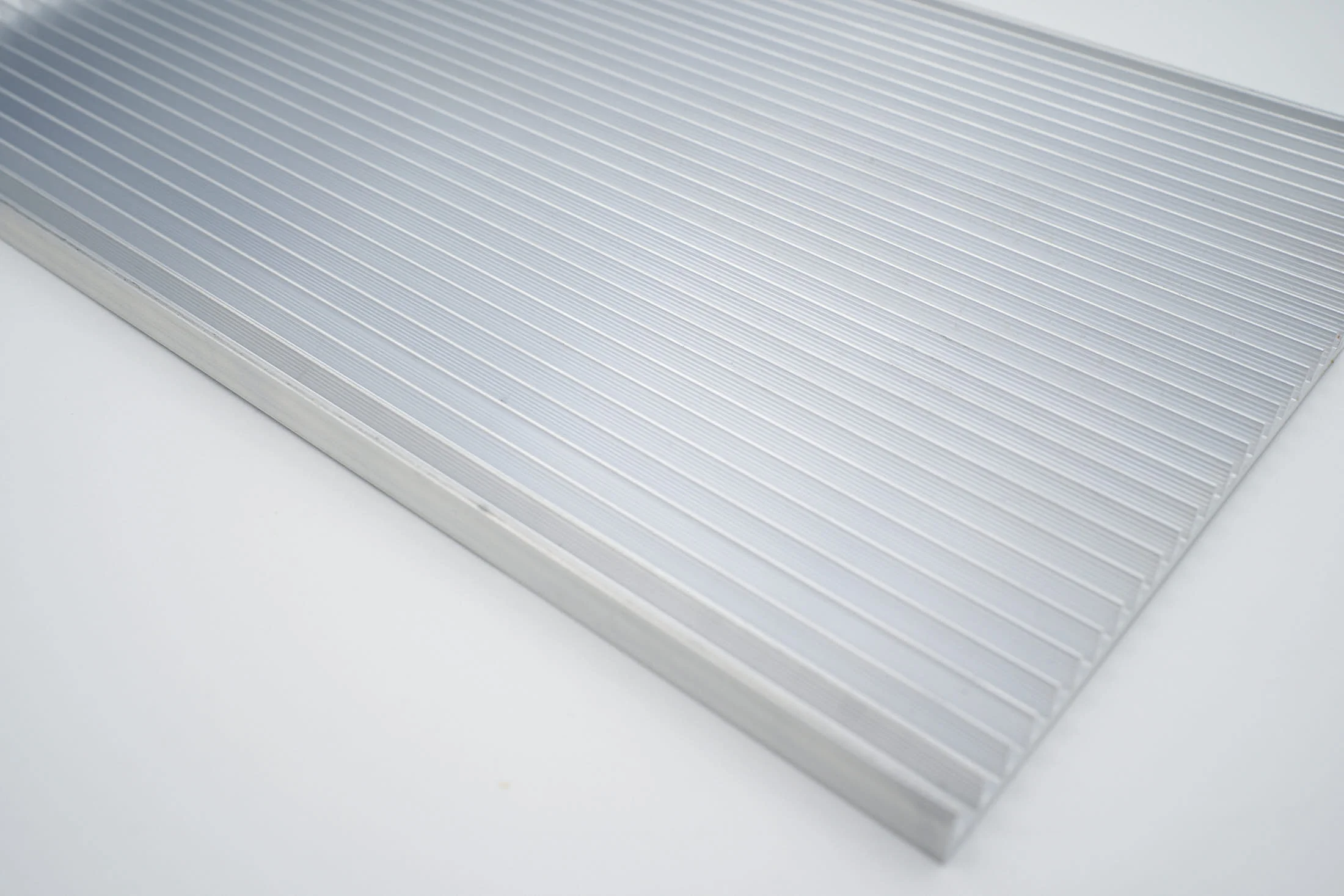 300*195mm Gitterförmiger Aluminium-Kühlkörper Wärmeableiter Kühlrippen für DIY LED-Panel-Leuchten LED-Pflanzenwachstumsleuchten PCB-Platinen – Detail 11
