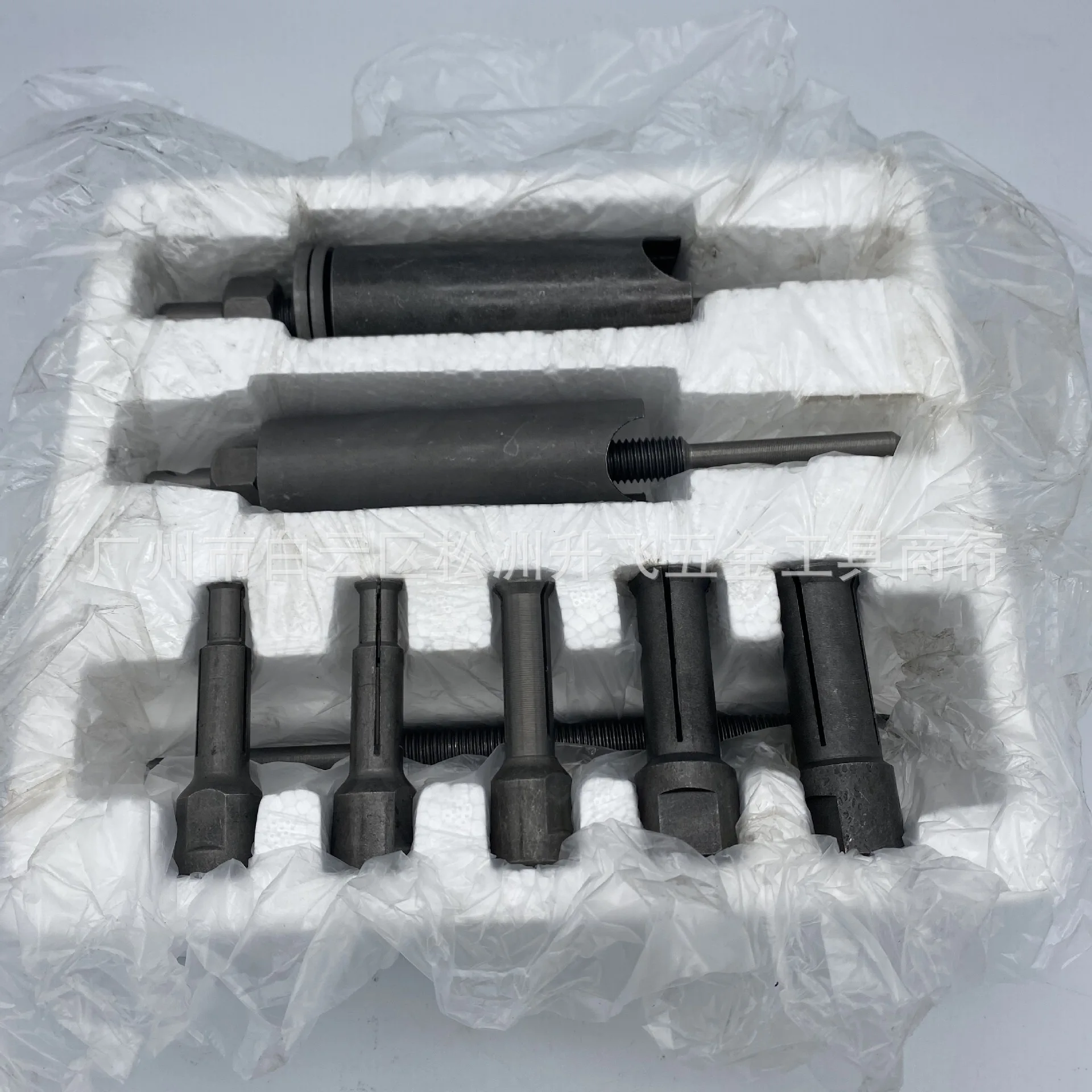 Special tool for bearing in motorcycle case, bearing remover, eight-piece bearing puller