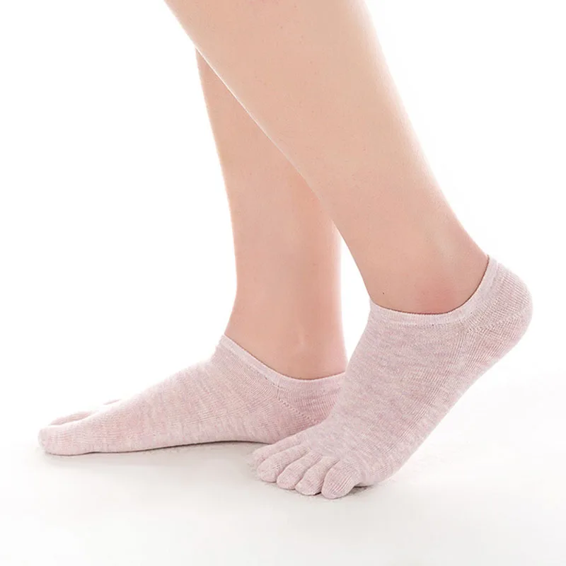 5 Pairs Womans Casual Socks with Toes Short Spring Summer Sweat-absorbing Solid Invisible Ankle Sock Low 5 Fingers No Show Socks