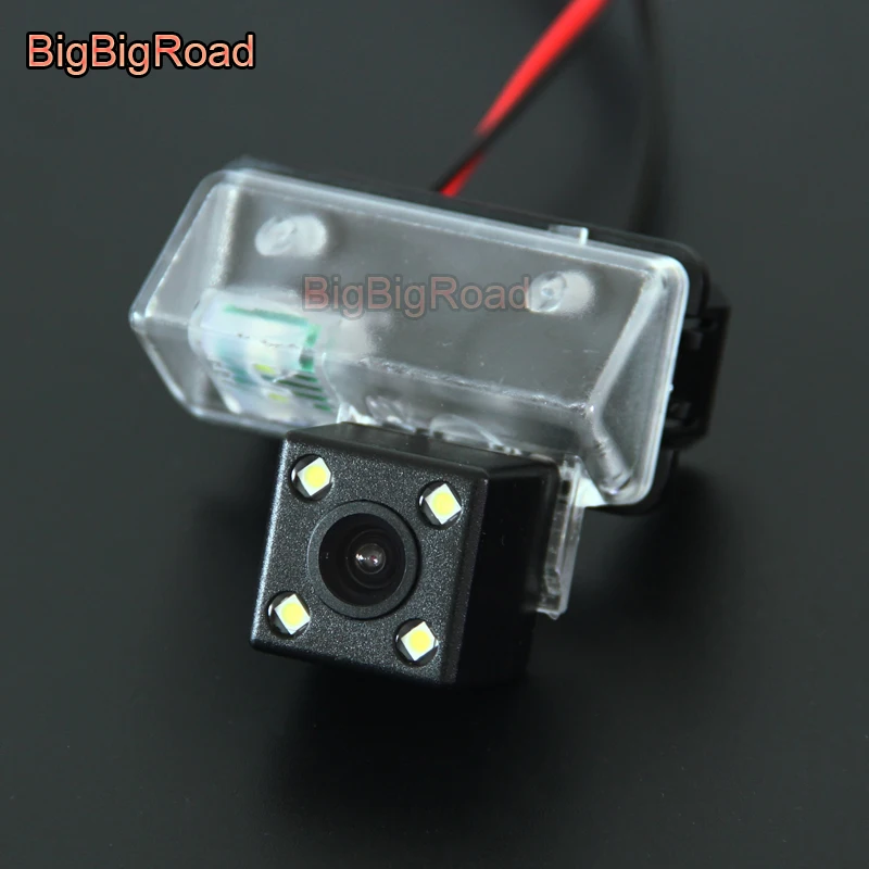 

BigBigRoad Car Rear View Camera For Toyota Camry XV50 2012 2013 2014 2015 with 16 Pins adapter Original Monitor Compatible