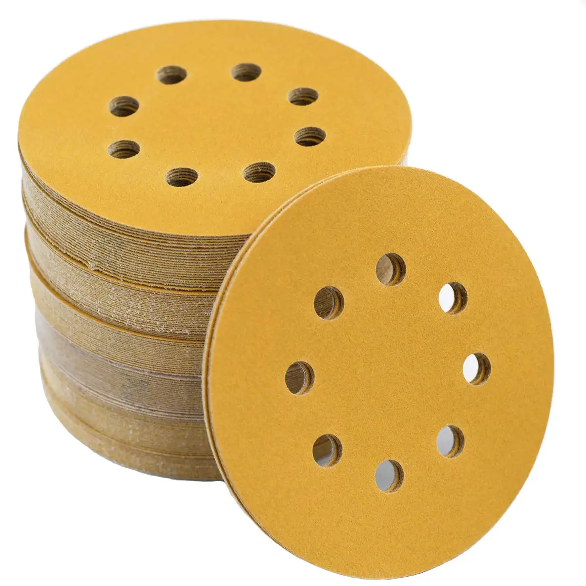 Disco abrasivo in oro DA 5 pollici 50 pezzi carta vetrata a 8 fori con gancio e anello 60-240 grane assortite per levigatrice DA carta vetrata asciutta senza polvere