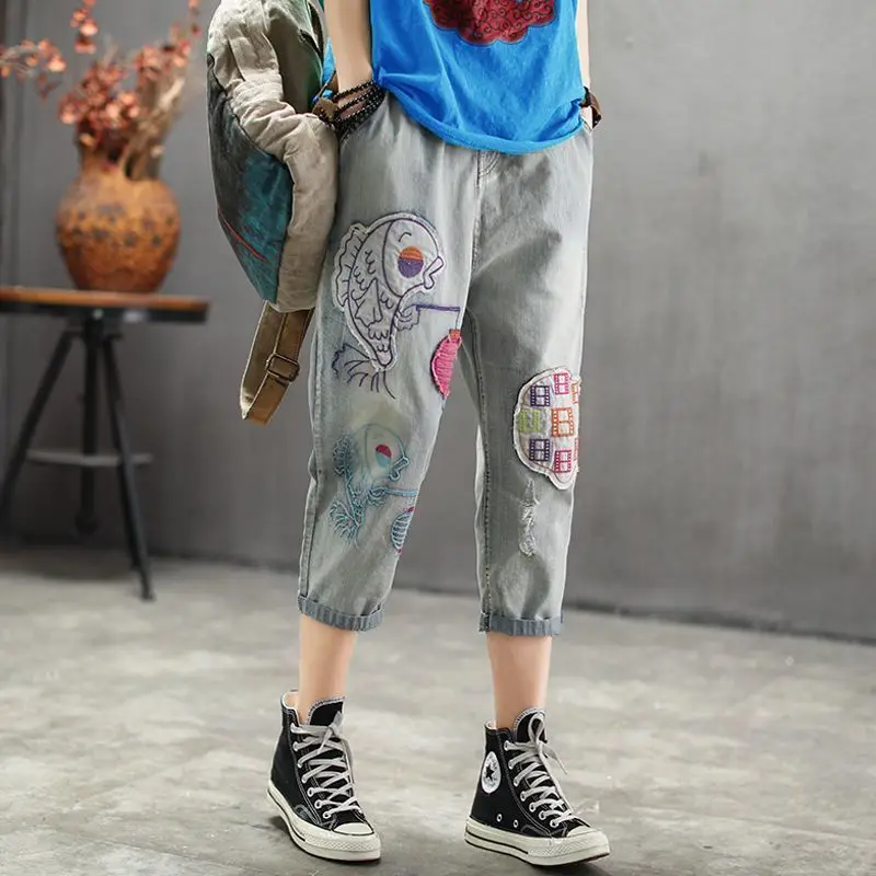 Embroidered Women JeansNew Spring Fall Calf-Length Denim Pants Loose Large Size Elastic Waist Vintage Jeans Harem Trousers