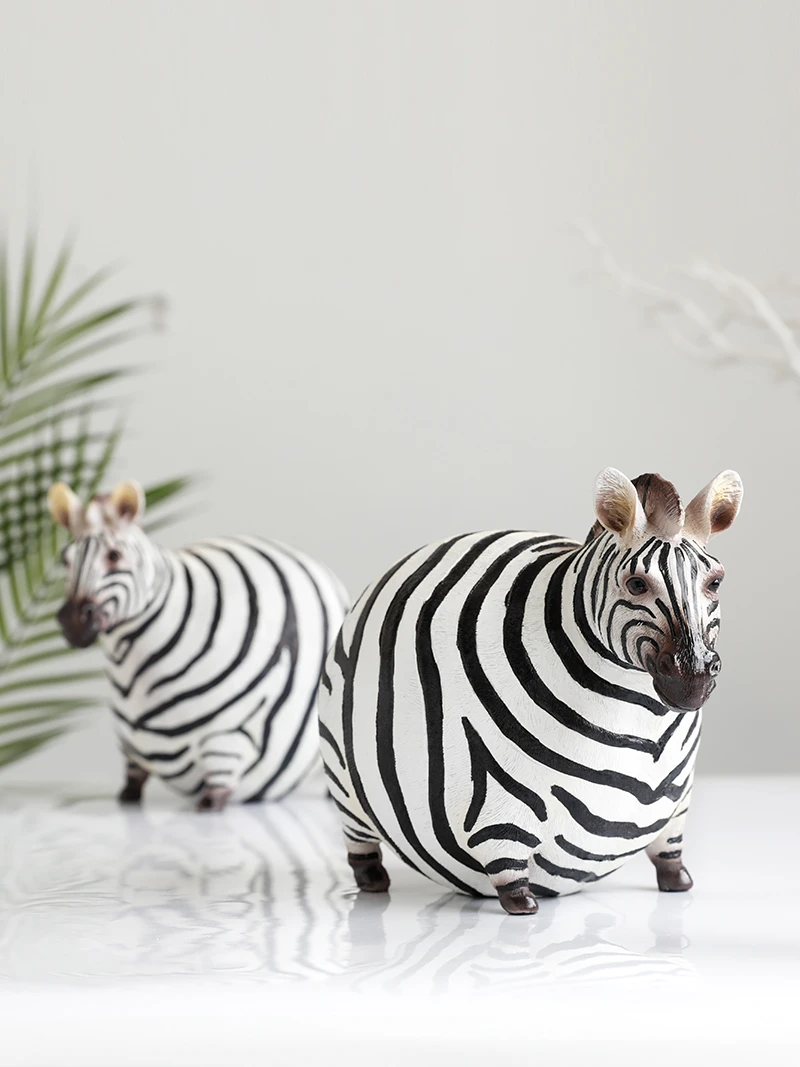 

Nordic Resin Crafts Cute Zebra Desk Ornaments Handmade Miniature Figurines Lovely Fairy Garden Creative Home Decor Accessories