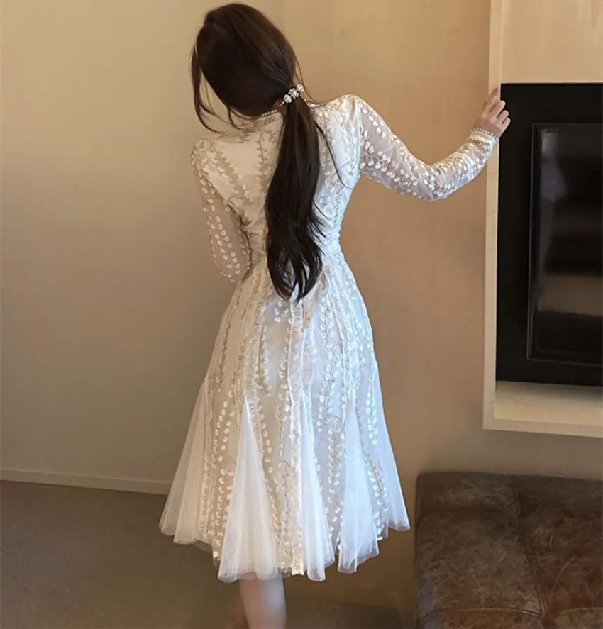 High Quality Fashion Flower Embroidery Dress Luxury Autumn Winter Women Mesh Lace Floral Long Sleeve Slim Ball Gown Party Dress