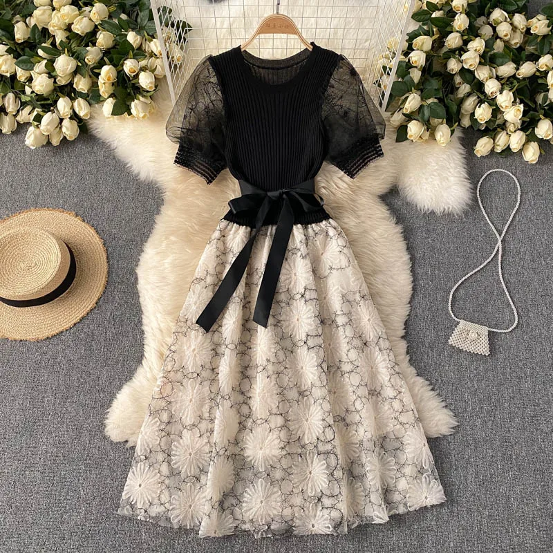 Elegant O-neck Mesh Dress Women Summer Puff Sleeve A-line Patchwork Sequined Embroidery Floral Knitted Dress Robes Mujer