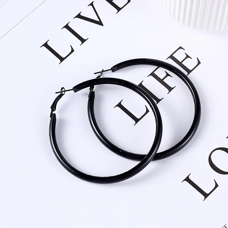 Fashion Sexy Thick Metal Black Circle Hoop Earrings Woman Punk Round Female Statement Ear Piercing Jewelry Party Accessories