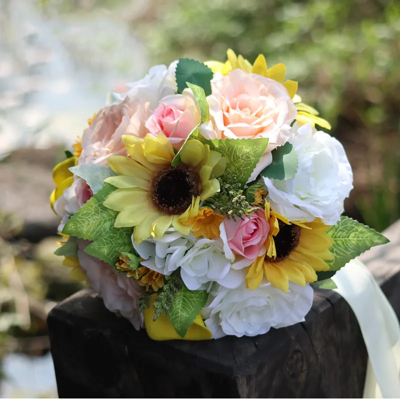 Artficial Flower Bouquet Yellow Series Sunflower Hybrid Holding Flower Wedding Decoration The Bride Flower Bridesmaid Flower