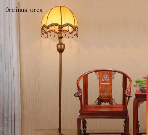

New Chinese floor lamp classical retro vertical lamp living room floor lamp European antique sheepskin floor lamp