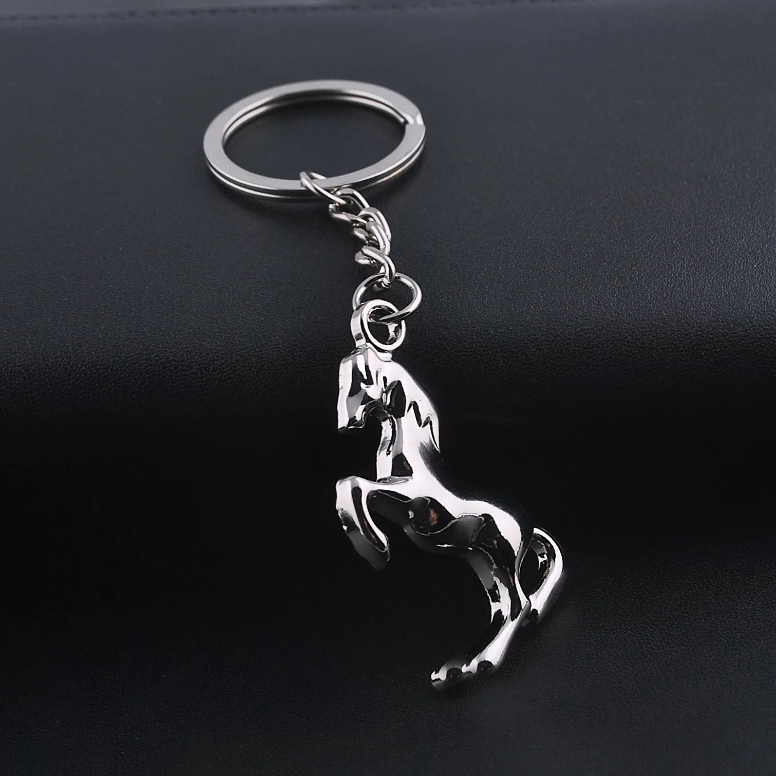 Cute Metal Running-Horse Keychain Key chain Art Charm Jewelry Horse Animal Keyring Bag purse Party Car Holder zodiac-Gifts