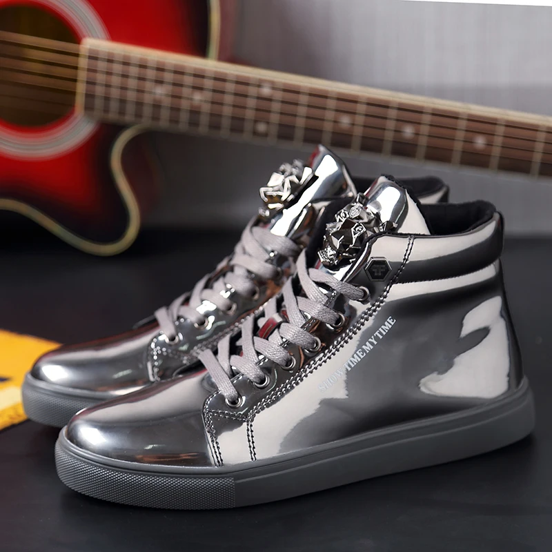 Spring New Stylish High Top Men Sneakers Silver Luxury Designer Men Skateboard Shoes Club Bar Glitter Men Shoes Mirror Sneakers