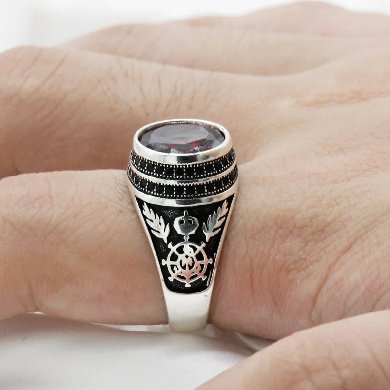 New European and American personality totem AAA zircon men ring 925 silver vintage red gem ring