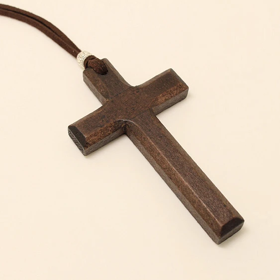 Necklace Christian Jesus Wood Cross Retro Jezus Catholic Jewelry Wooden Pendant Rosarios Catolicos Croix Crucifix Crucifixo Wood