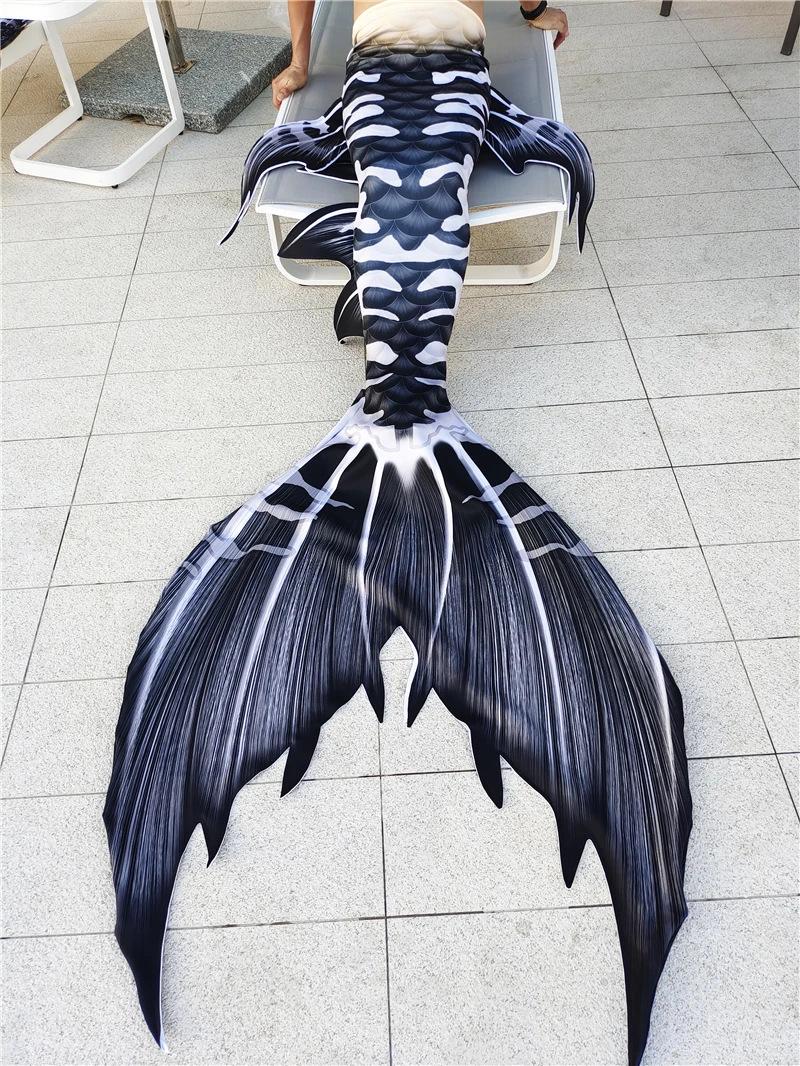 Customized professional Mermaid tail aquarium underwater performance clothing boys and girls with thick elastic fabric large siz