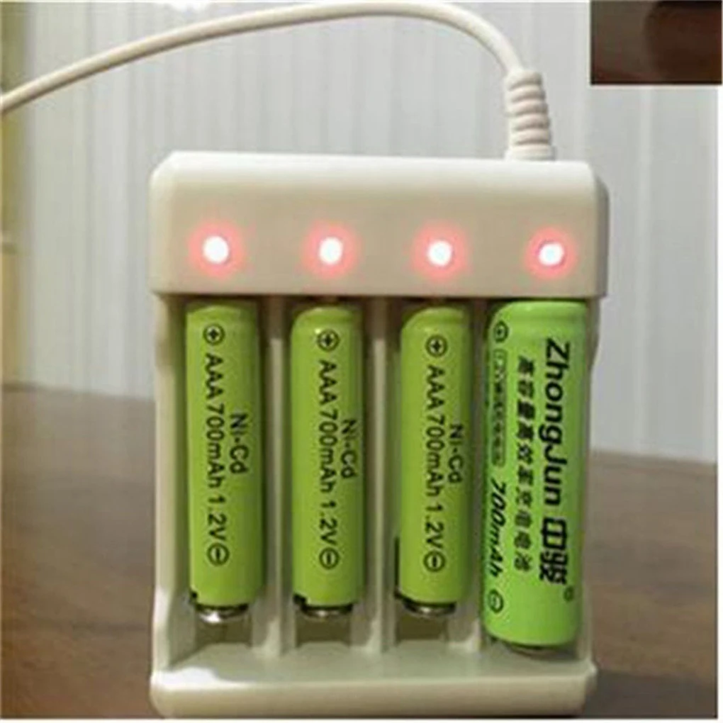 Battery Charger USB 4 Slots AAA AA Rechargeable Battery Charging Station with Short Circuit Protection