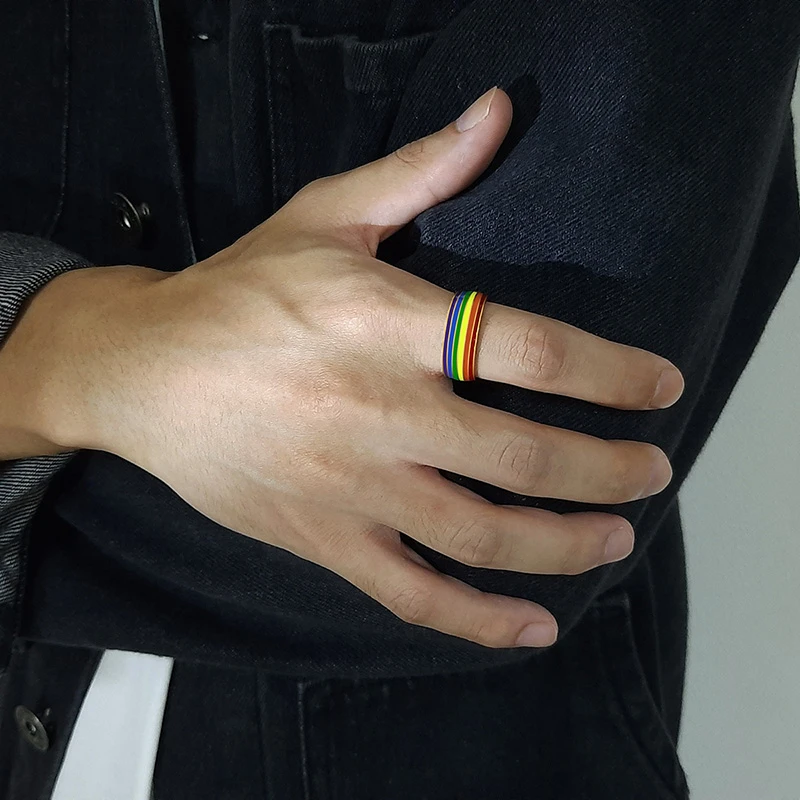 Vnox-Unisex Rainbow Lines Anel para Homens e Mulheres, Aço Inoxidável, Orgulho, Lgbq, Wedding Band, Unisex Finger Jewelry, Tamanho EUA, 7-12
