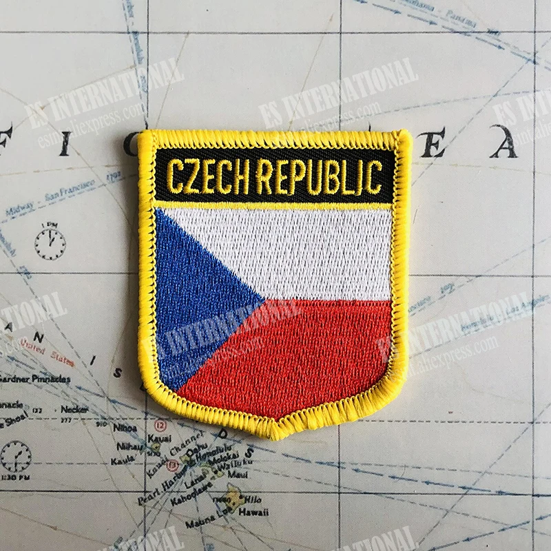 Repubblica ceca bandiera nazionale distintivi bracciale ricamo patch scudo e forma quadrata spilla un Set di accessori in stoffa