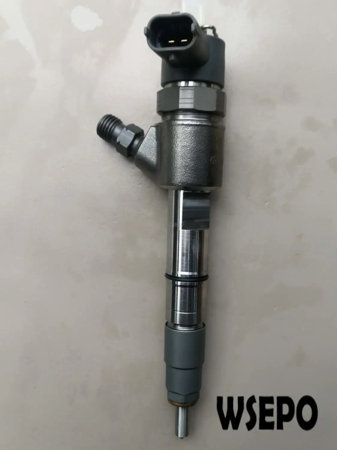 Top quality Replacement Electronically Common Rail Fuel Injector Assy. P/N 0445110693 for Multi Cylinder Heavy Diesel Engine