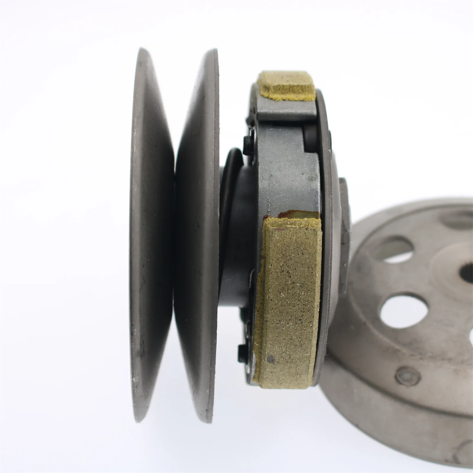 Wilebo Driven Pulley Rear Clutch Assembly with Clutch Bell for GY6 49cc 50cc 80cc 100cc 139QMB 139QMA Engine Scooter Moped ATV