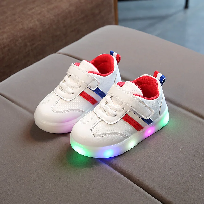 Light-Up Children Shoes LED Light Kids Boys Sneakers Mesh Breathable Baby Girls Flats Casual Sports Running Shoes