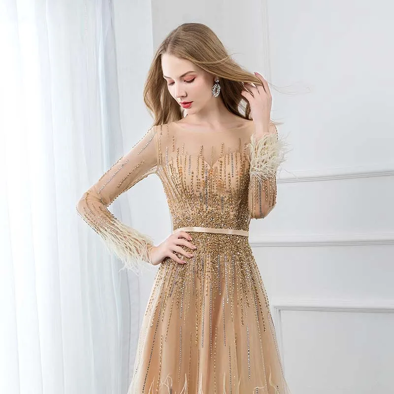 YQLNNE Elegante Gold Federn Volle Hülse Abend Kleid O Neck Lange Kristalle Perlen Formal Abendkleid Frauen Kleider