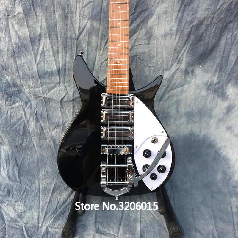 High quality electric guitar, standard size, fingerboard glossy paint, black accessories. Real photos! Free delivery! !