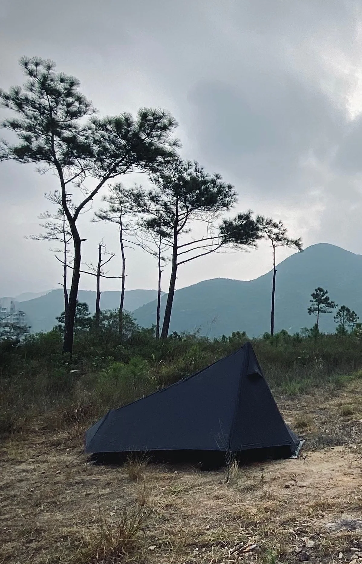 

Oudoor Ultralight Camping Tent 3 Season 1 Single Person Professional 15D Nylon 1 Side Silicon Coating Rodless Tent,only 615g