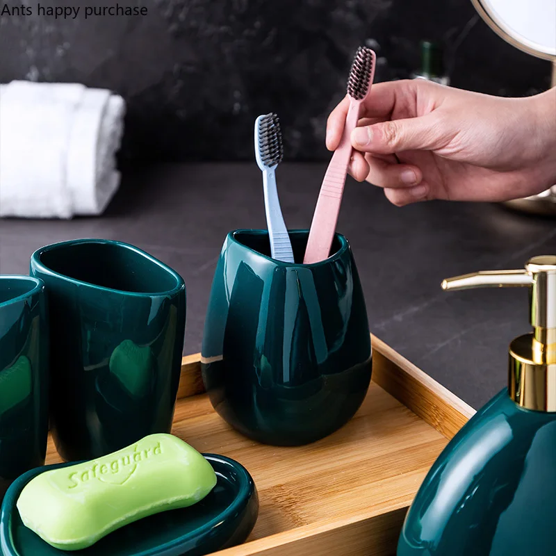 Green Ceramic Bathroom Set Bathroom Supplies Lotion Bottle Toothbrush Cup Mouth Cup Soap Dish Bathroom 5-piece Set Wood Tray