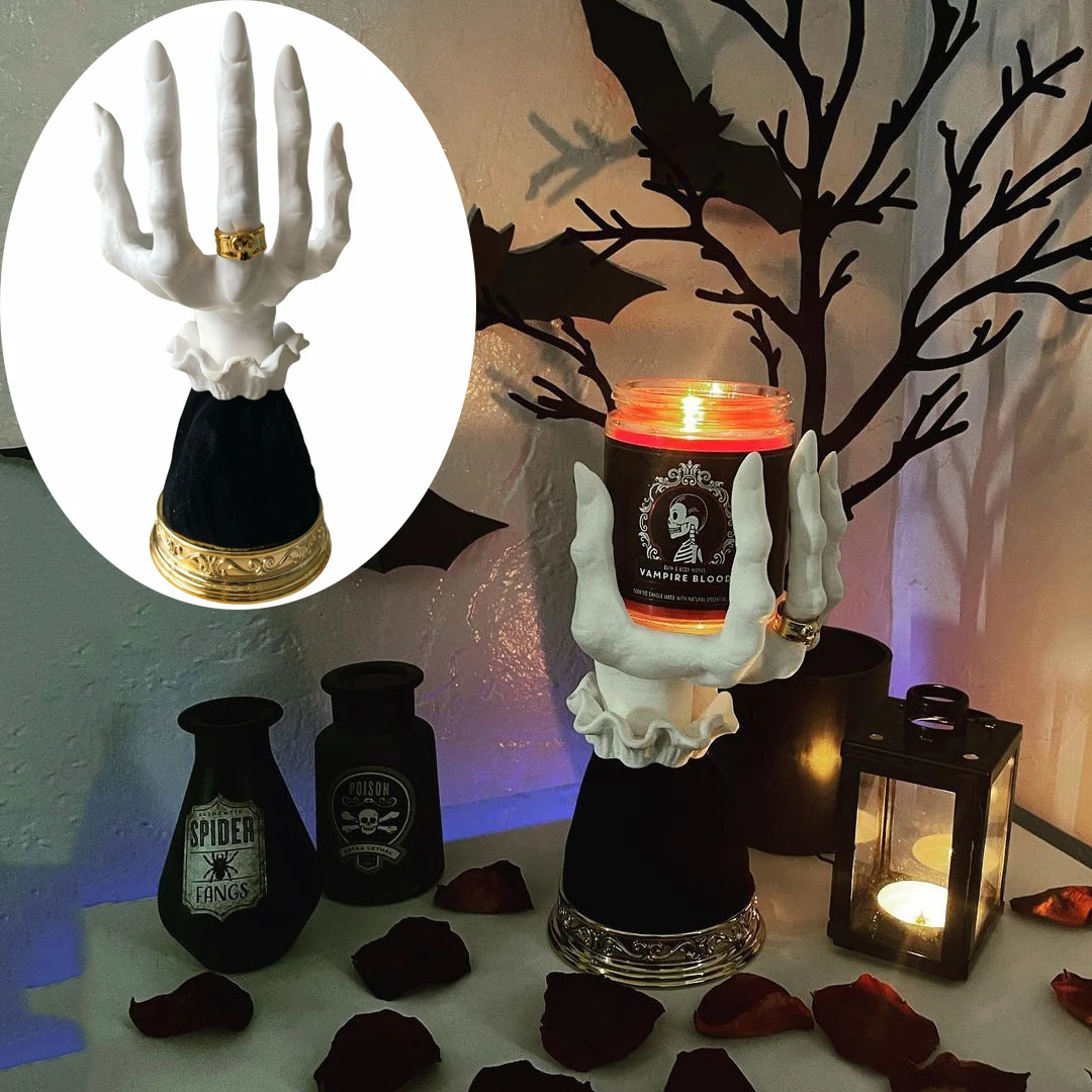 

Halloween Decoration Witch Hand Candlestick Resin Candle Holder Gothic Witch Hand Stand Golden Holiday Desktop Ornament Figuries