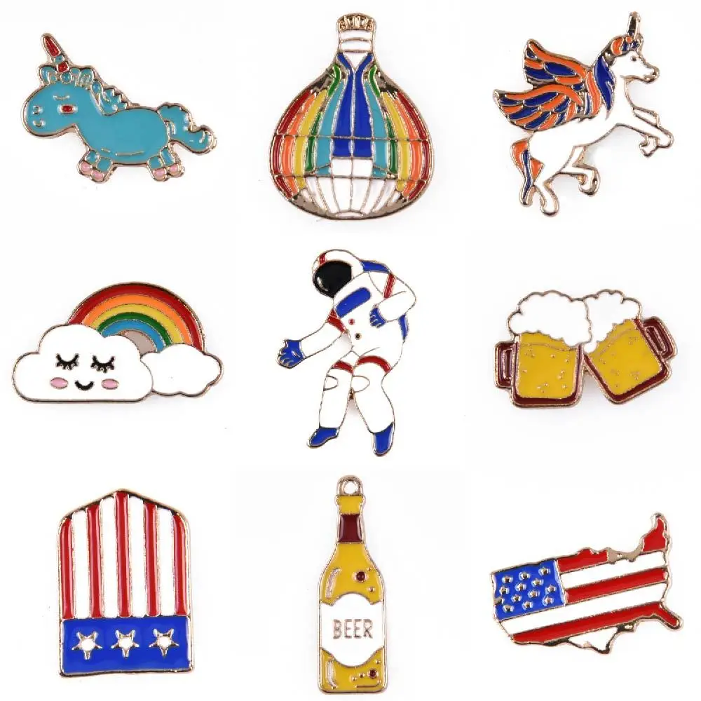 Cartoon Rainbow Rabbit Carrot Metal Shoe Charms Strawberry American Beer Cheers Shoes Decorations Bagua Formation Clog Charms