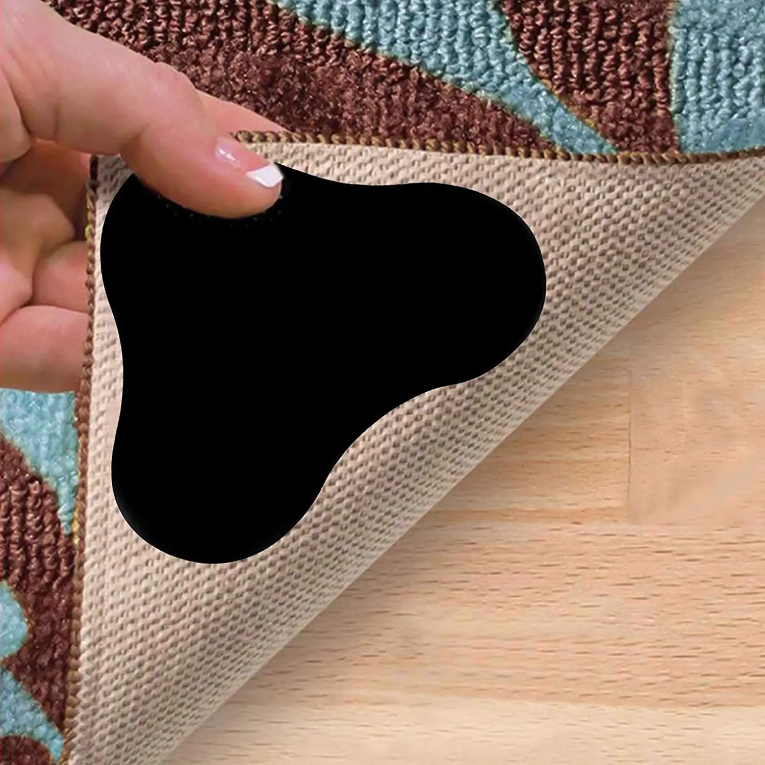 Anti Slip Carpet Pads Make The Corners of Carpet Flat, The Carpet Stickers are Suitable for Wooden Floors and Tiled Floors.