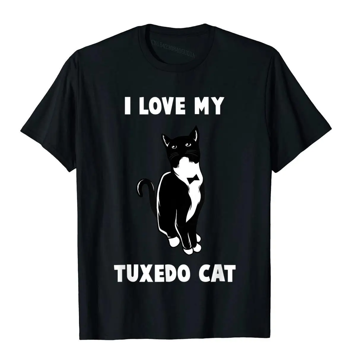 

Футболка с надписью «I Love My Tuxedo Cat»