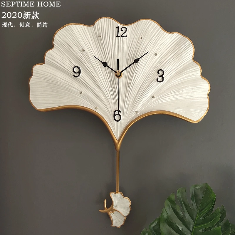 

2020 New Style Ginkgo Leaf Swing Wall Clock Fashion Clock Cool Creative Resin Home Mute Quartz Clock Wall Decoration Living Room