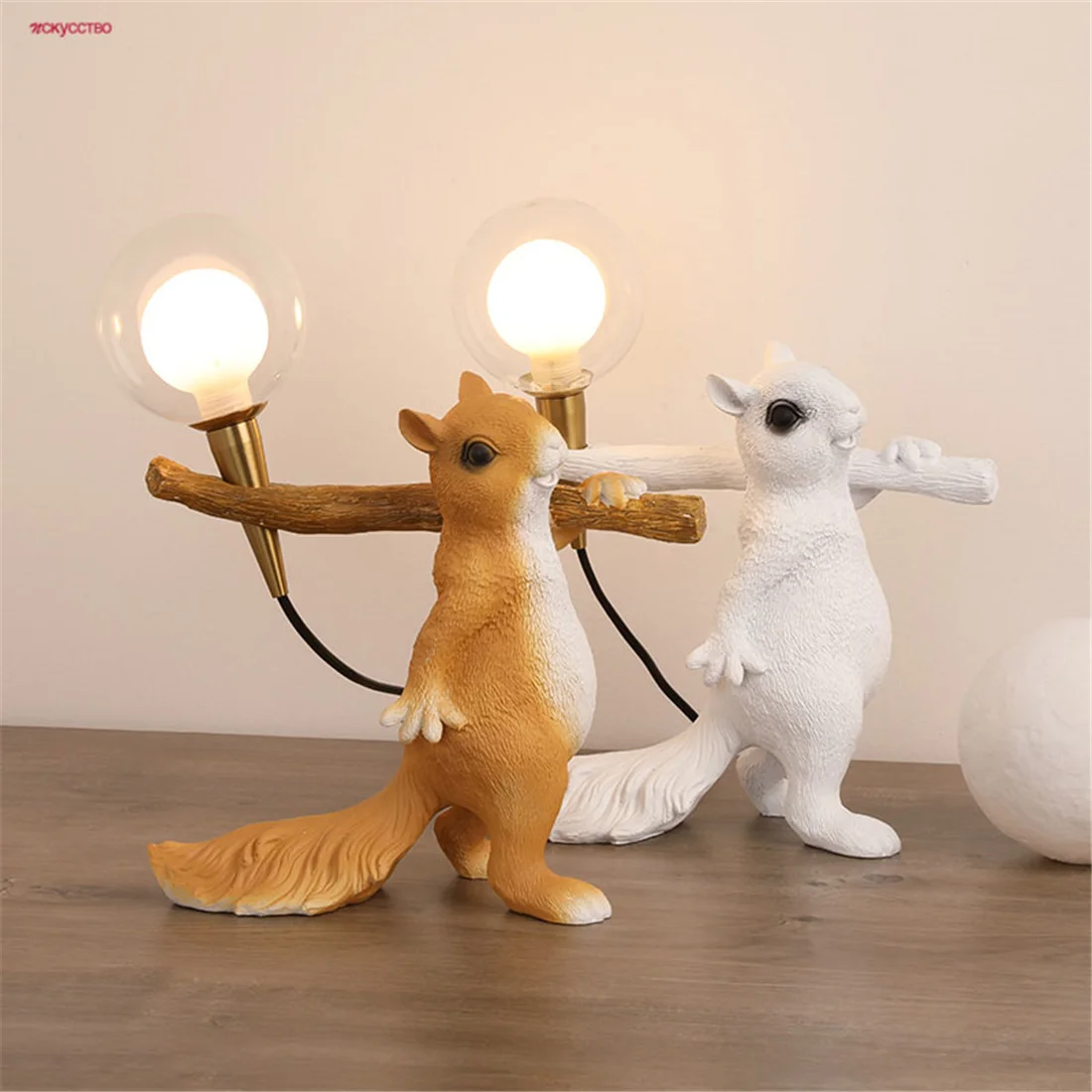 

Creative Cartoon Resin Squirrel Glass Ball Led Table Lamp Kids Bedroom Bedside Desktop Decoration Baby Sleeping Art Night Lights