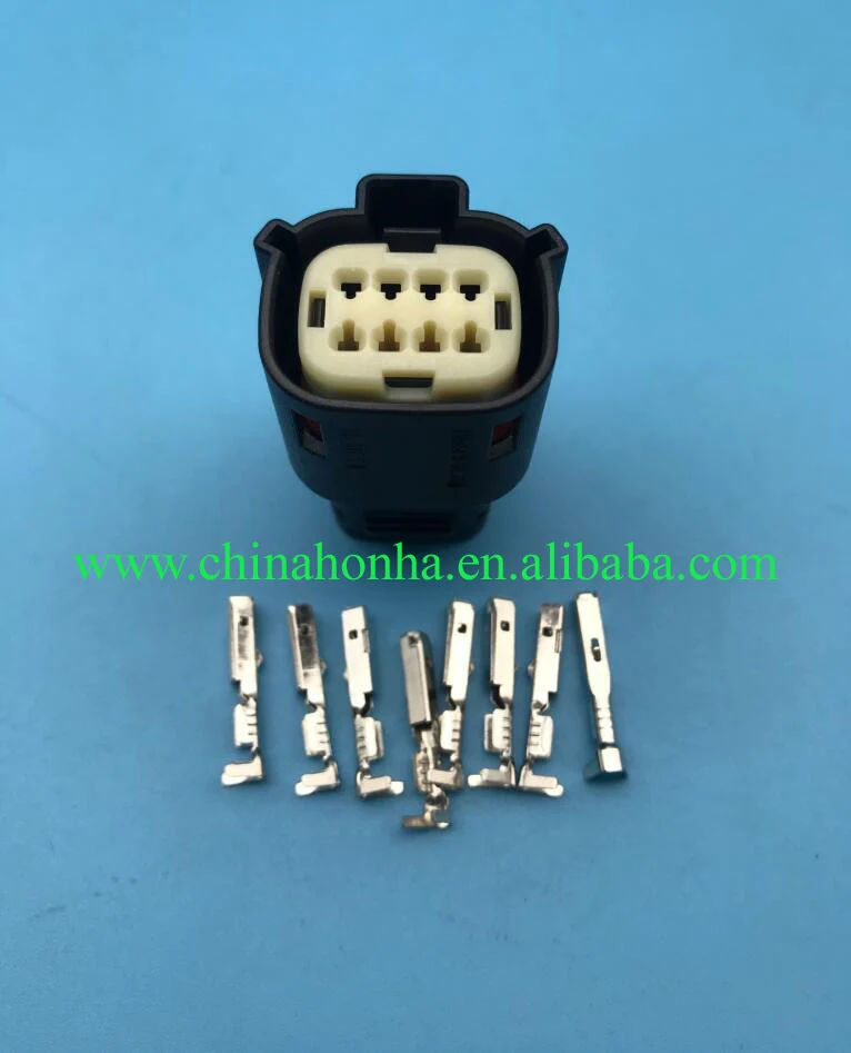 

1 pcs Automotive wiring harness 8-pin connector Female Headlight Plug Connector 33472-4806 With Terminal