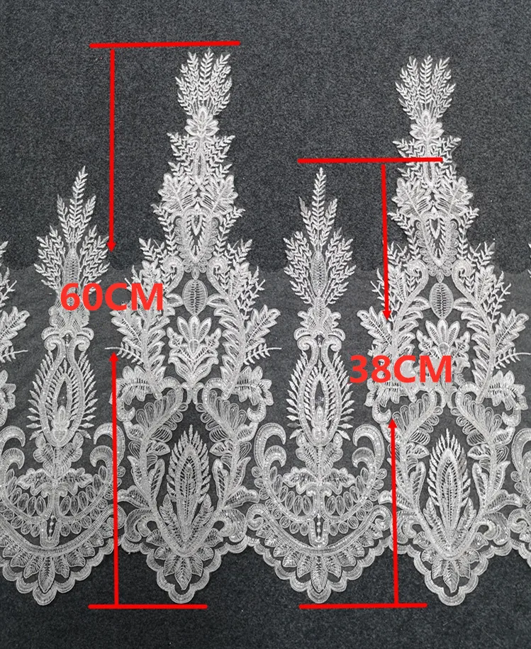 Reinweißes Hochzeitskleid mit Pailletten und Blumen, Spitzenstoff, weißer Brautschleier, Hochzeitskleid, Saumschleierbesatz, RS2548 – Detail 3
