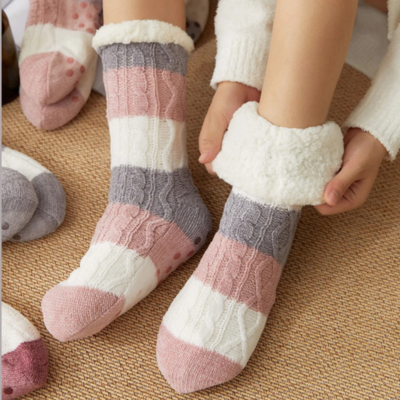 Winter Warm Socks Plus Thicken Comfortable Stripes Women Socks Mid-calf Sleep Fuzzy Stocking Xmas Gift Home Floor Carpet Socks