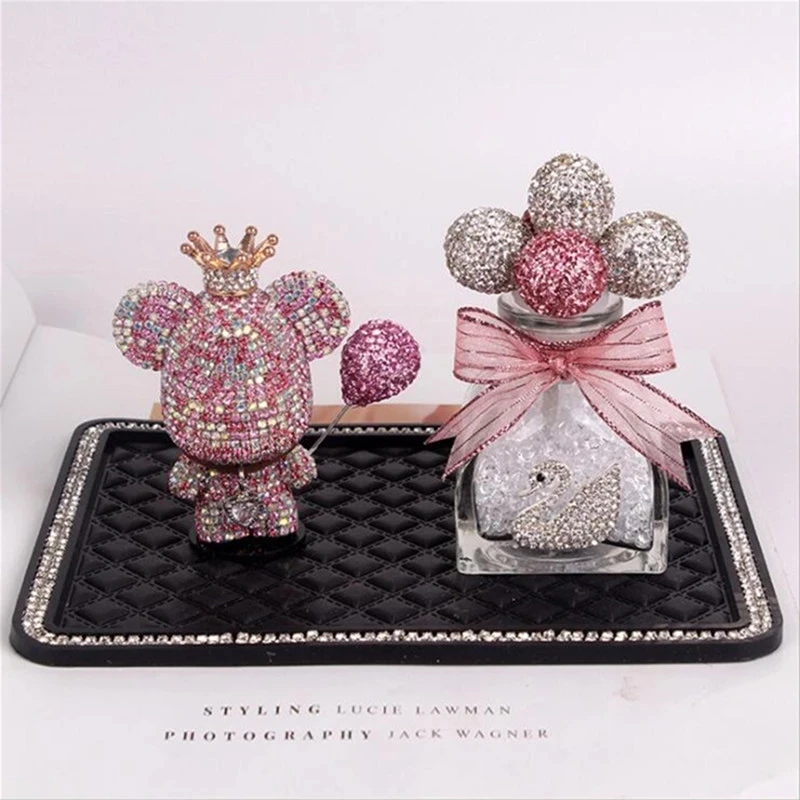 Orso violente Auto creativo deodorante per Auto aria condizionata automatica presa fragranza Clip Decor ornamento Auto profumo regalo