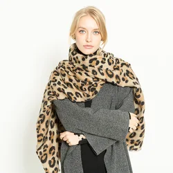 Luxury European Style Pashmina Feel Wrap Scarf Leopard Patterns Cashmere Scarves Bold Wild Animal Printed Winter Blanket Stoles