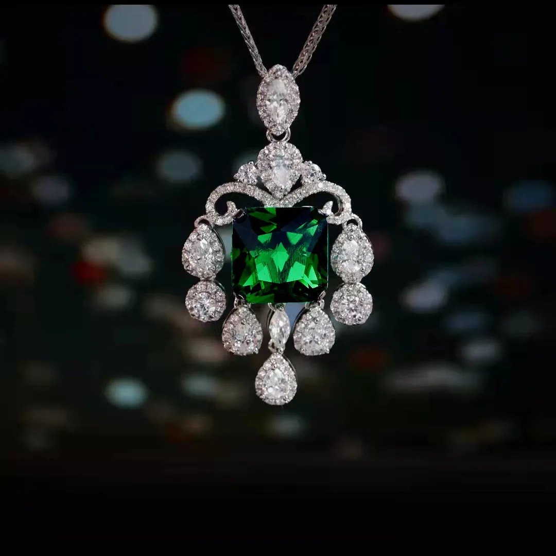 Foydjew Charm Chain Necklaces Simulated Emerald Green Cubic Zirconia Popular Jewelry Silver Color Necklace For Women Gifts