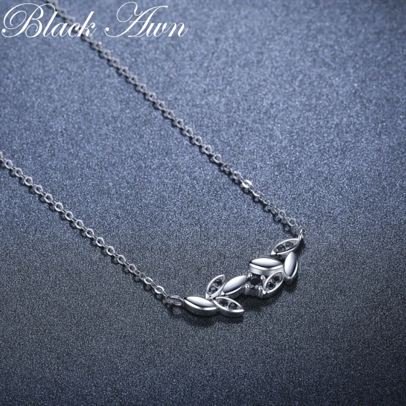 2024 New Black Awn Necklaces Genuine 100% 925 Sterling Silver Women Fine Jewelry Leaf Pendants P202