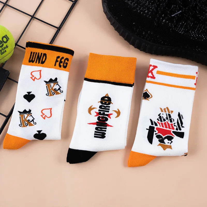 Men\'s New Tide Creative Personality Mid Tube Cotton Socks Harajuku College Style Skateboard Sports Europe And America Hip-hop