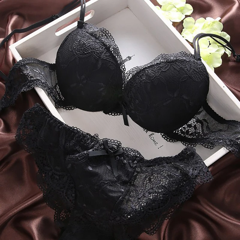 European Style Sexy Bra Set Women Cotton Underwear Sexy Lace Panties Female Push Up Brassiere Fashion Solid Color Lingerie Set