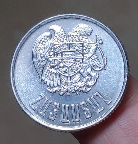 عملة تجارية أصلية 1994 ، مجموعة أصلية ، 24 مللي متر ، 100%