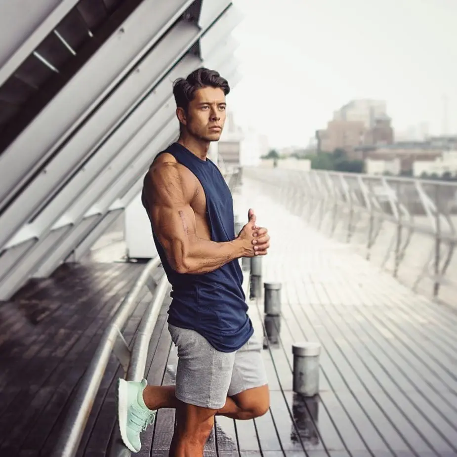 Men Tank Top Big Slit Vent Sleeveless Shirt Mens Workout Clothing Gym Tank Top